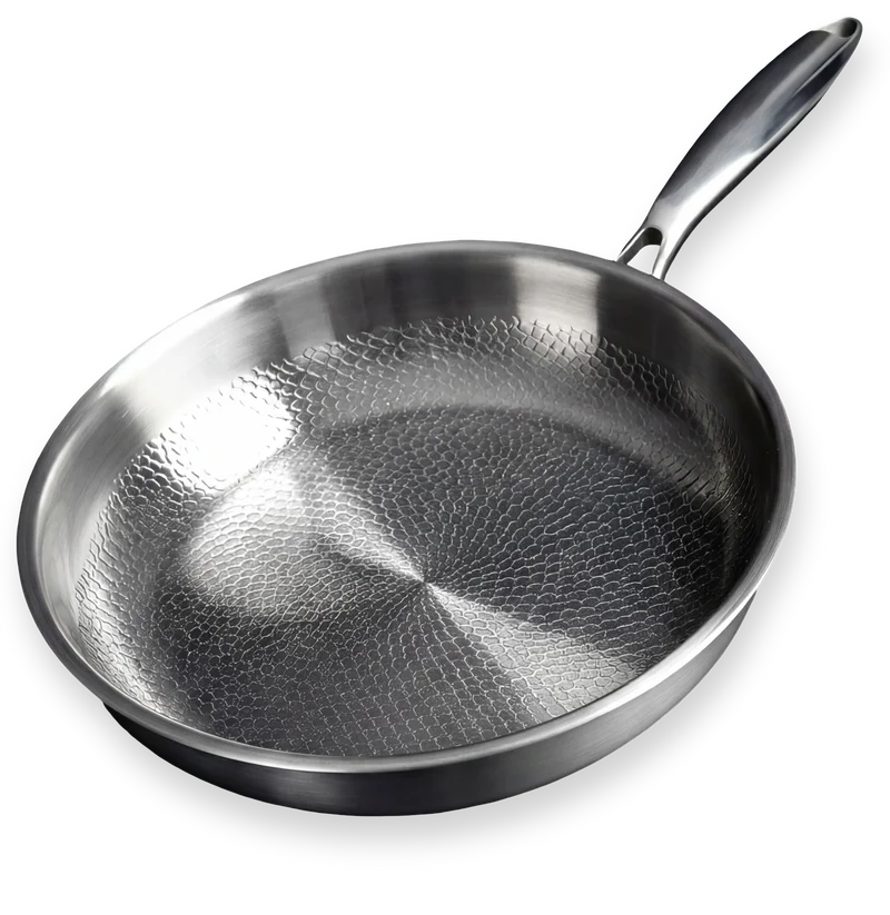Maison Ferré®-Pfanne — Kochfläche aus reinem Titan, Gesamtansicht mit Griff